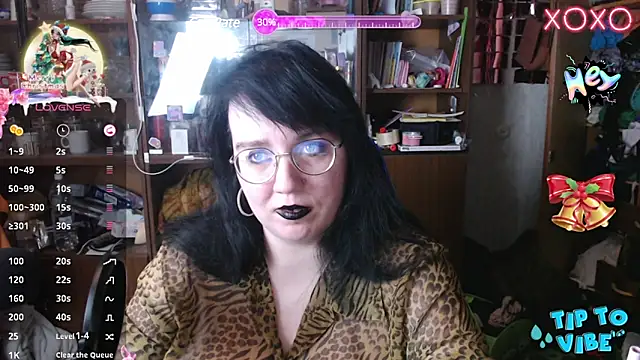Snapshot of LeonaHarrison chatting on 01-26-25, 08:13 LeonaHarrison online show from 01-26-25, 08:13