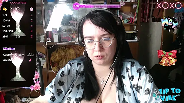 Snapshot of LeonaHarrison chatting on 01-28-25, 01:16 LeonaHarrison online show from 01-28-25, 01:16