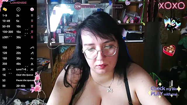 Snapshot of LeonaHarrison chatting on 03-10-25, 05:11 LeonaHarrison online show from 03-10-25, 05:11