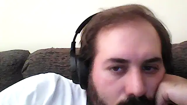 Snapshot of The_Masterxxx14 chatting on 07-11-26, 02:53 The Masterxxx14 online show from 07-11-26, 02:53