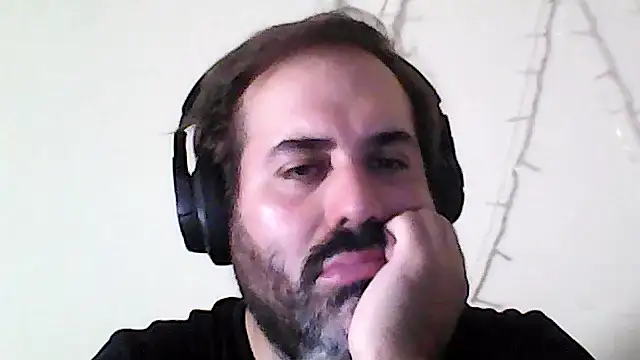 Snapshot of The_Masterxxx14 chatting on 08-01-26, 08:57 The Masterxxx14 online show from 08-01-26, 08:57