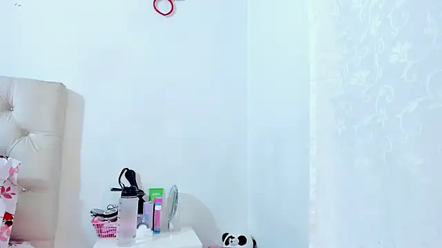 NayaWayne online show from 01-14-26, 04:56