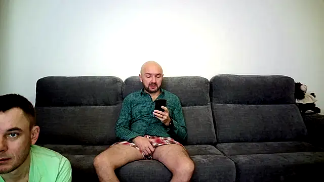 Alex Tobey online show from 12-16-24, 05:06