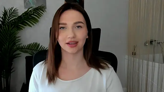 GracefulLook online show from 03-04-25, 06:26