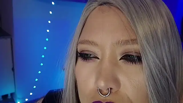 wickedxqueen online show from 11-02-25, 10:34