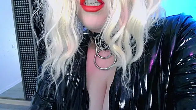 wickedxqueen online show from 02-15-26, 09:55