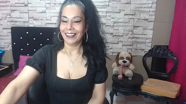 MarianaNight02 online show from 11-20-25, 04:45