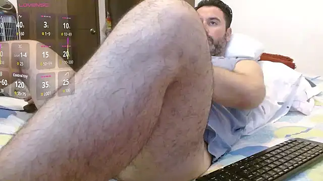 rodrher81 online show from 10-03-25, 05:32