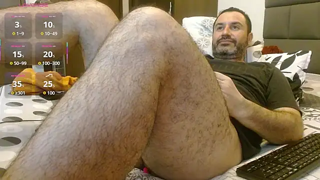 rodrher81 online show from 10-29-25, 03:42