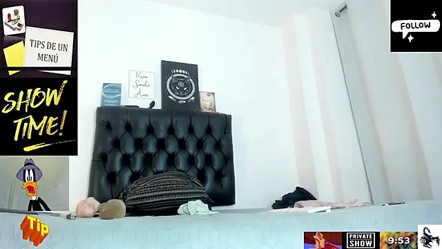 Snapshot of JohanyLatino chatting on 03-08-25, 03:24 JohanyLatino online show from 03-08-25, 03:24