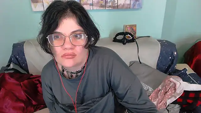 EverlyRays online show from 12-21-25, 08:49