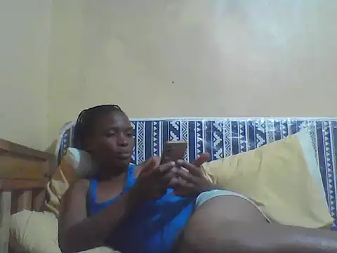 Smillie prety online show from 04-22-26, 04:08