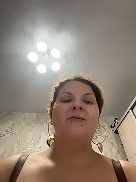 Taisia W online show from 12-17-25, 07:03