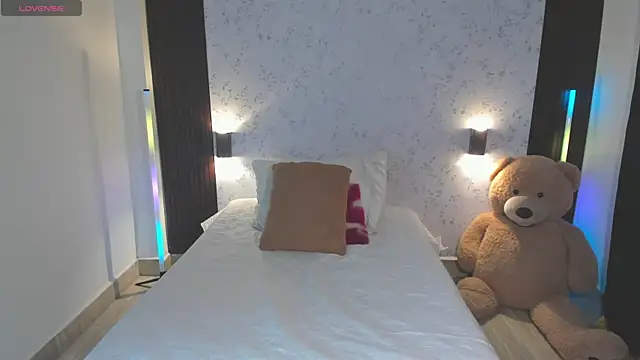 MartinaBianchi online show from 04-21-26, 10:45