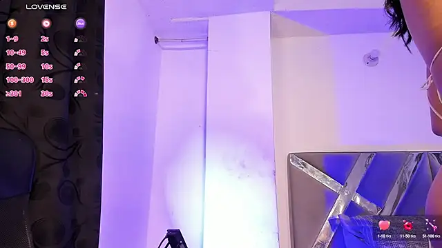 Fenty XX online show from 01-12-25, 06:16