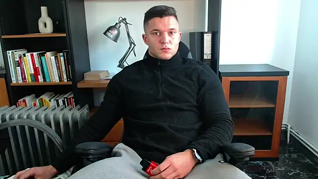 Tomasshelby  online show from 12-13-24, 09:57
