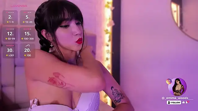 emma woods  online show from 12-05-24, 06:33