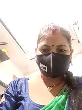 Snapshot of Riyaa-Devi chatting on 12-06-24, 04:28 Riyaa-Devi online show from 12-06-24, 04:28