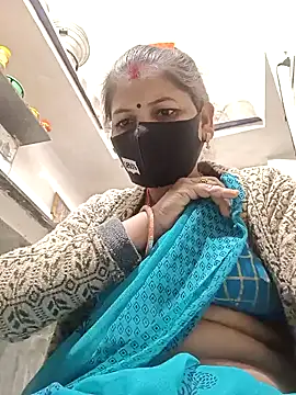 Snapshot of Riyaa-Devi chatting on 12-23-24, 05:43 Riyaa-Devi online show from 12-23-24, 05:43