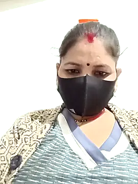 Snapshot of Riyaa-Devi chatting on 01-16-25, 05:33 Riyaa-Devi online show from 01-16-25, 05:33