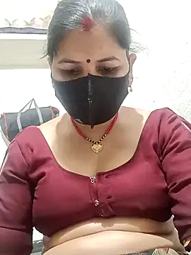 Snapshot of Riyaa-Devi chatting on 02-20-25, 06:02 Riyaa-Devi online show from 02-20-25, 06:02