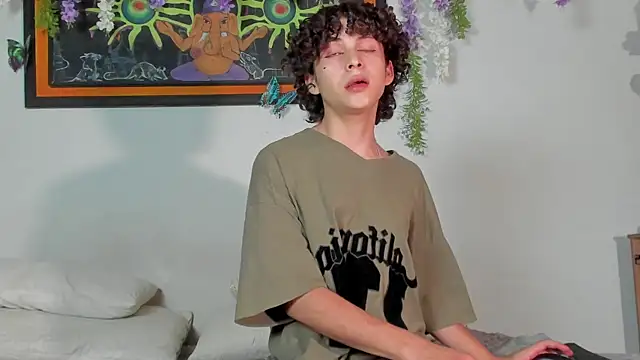 Cherry boy 18 online show from 03-12-25, 02:09