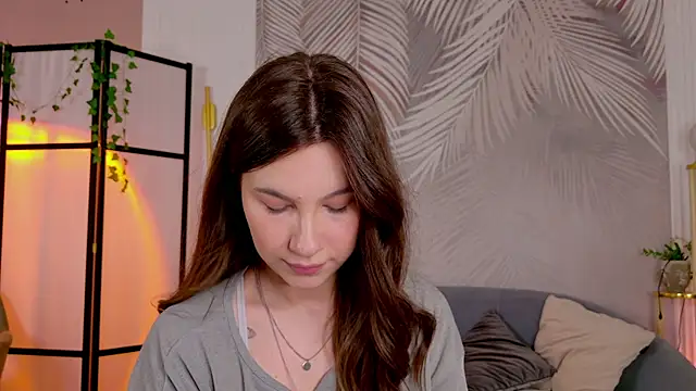 Snapshot of Marie_Diaze chatting on 07-22-26, 05:10 Marie Diaze online show from 07-22-26, 05:10