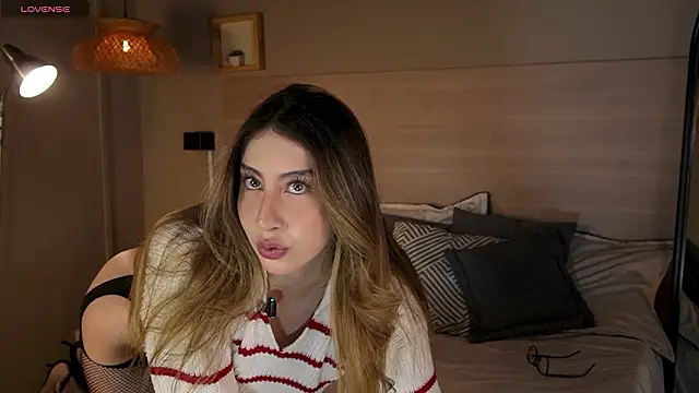 lua ferch   online show from 03-21-26, 01:48