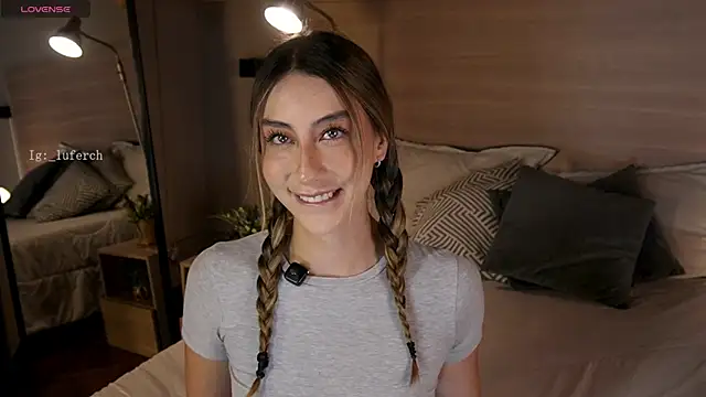 Snapshot of lua_ferch__ chatting on 05-22-26, 01:06 lua ferch online show from 05-22-26, 01:06
