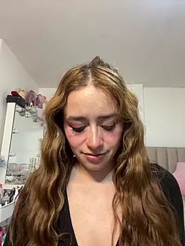 Natalia Suarez online show from 05-03-26, 01:22