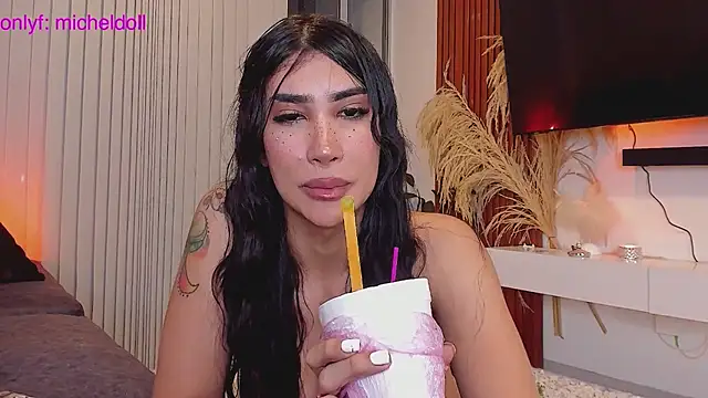 Snapshot of GarciaMilu chatting on 06-09-26, 03:18 GarciaMilu online show from 06-09-26, 03:18