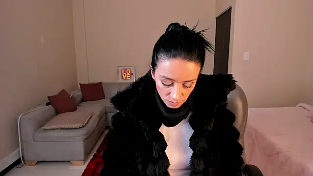 Kristen Garner online show from 05-23-26, 07:40
