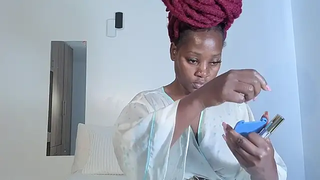 Elegant Ebony online show from 10-19-25, 01:45