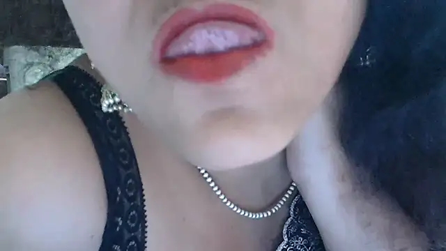 Snapshot of Maria_55 chatting on 05-06-26, 06:41 Maria 55 online show from 05-06-26, 06:41