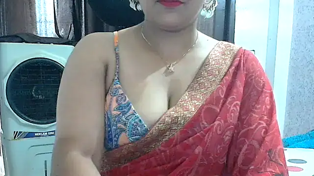 Snapshot of Maria_55 chatting on 06-04-26, 06:52 Maria 55 online show from 06-04-26, 06:52