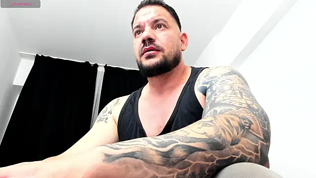 musclemonster31 online show from 10-14-25, 02:40