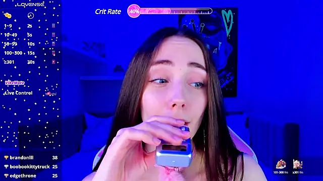 Snapshot of Lexi_Split chatting on 03-19-25, 11:28 Lexi Split online show from 03-19-25, 11:28