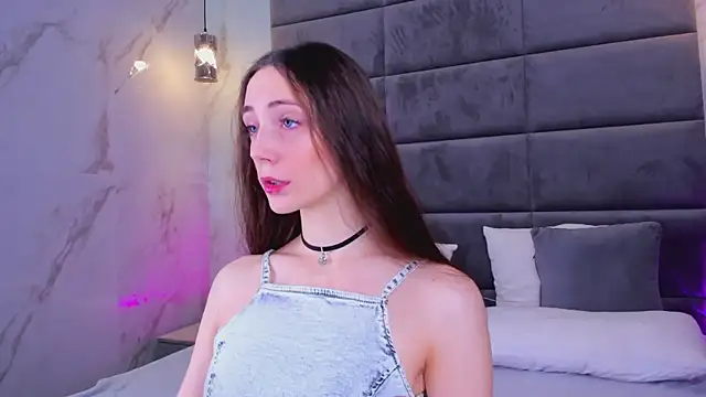 Lexi Split online show from 01-10-26, 01:40