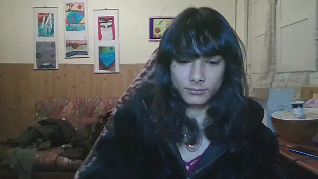 calliemaggotbone online show from 11-30-25, 07:34