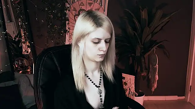 Noah ElmerX online show from 11-10-25, 10:20