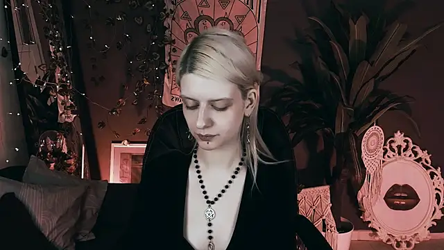 Noah ElmerX online show from 11-22-25, 08:30