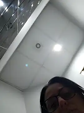 Snapshot of bruneta_sexy23 chatting on 01-29-25, 09:33 bruneta sexy23 online show from 01-29-25, 09:33