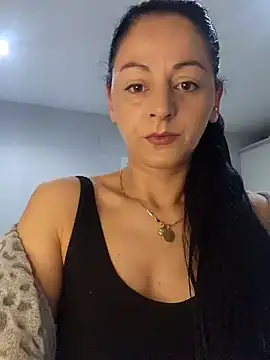 Snapshot of bruneta_sexy23 chatting on 03-11-25, 04:32 bruneta sexy23 online show from 03-11-25, 04:32