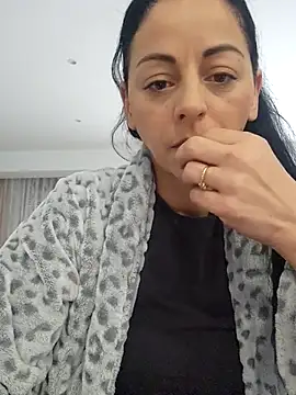 bruneta sexy23 online show from 03-01-26, 08:05