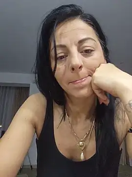 bruneta sexy23 online show from 06-18-26, 02:45