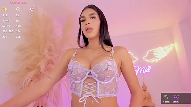 mia yourmommy online show from 04-17-26, 12:13