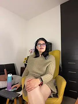 adriana71 online show from 05-26-26, 03:57
