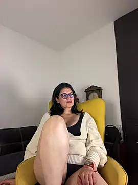 adriana71 online show from 06-11-26, 03:26