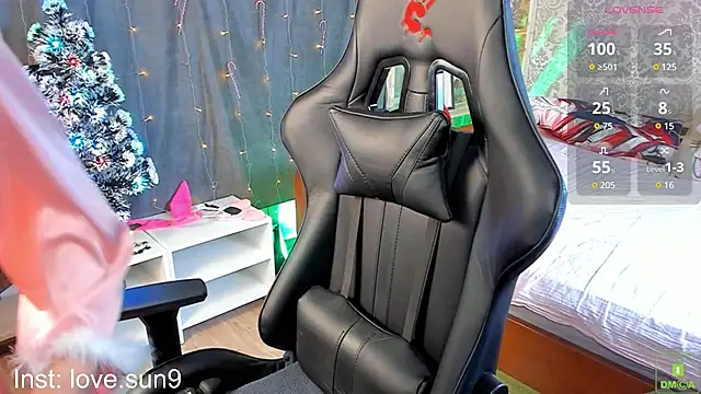 Michel Momsen online show from 12-22-24, 03:55