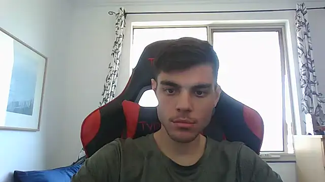 Snapshot of Omarnede chatting on 11-08-25, 05:51 Omarnede online show from 11-08-25, 05:51